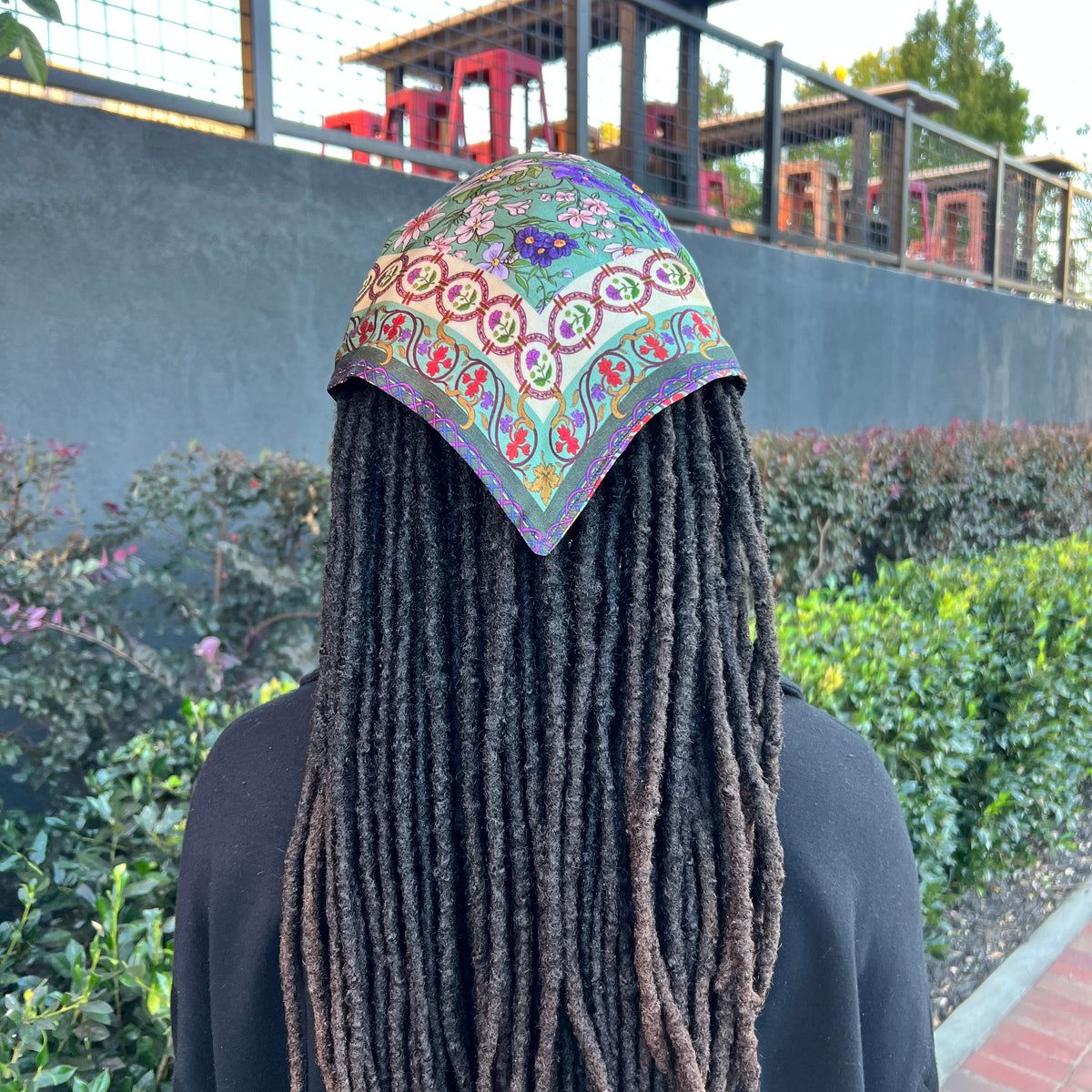 Victoria Triangle Scarf